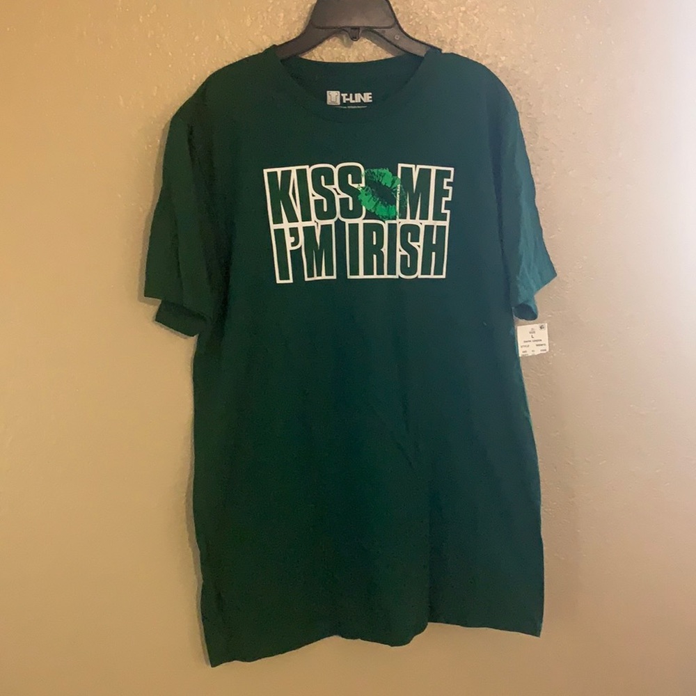 T-Line Dark Green "Kiss me I'm Irish" Short Sleeve Tee Size XL